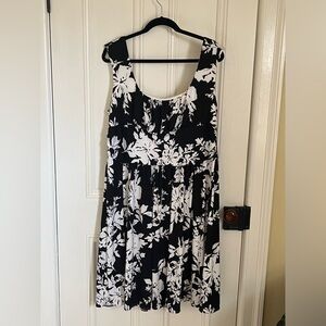 Black and White Floral Fit and Flare Mini Dress - XXL